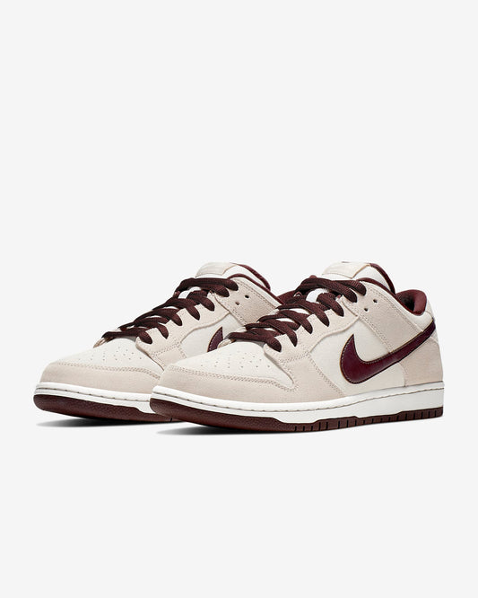 Nike SB Dunk Low Pro